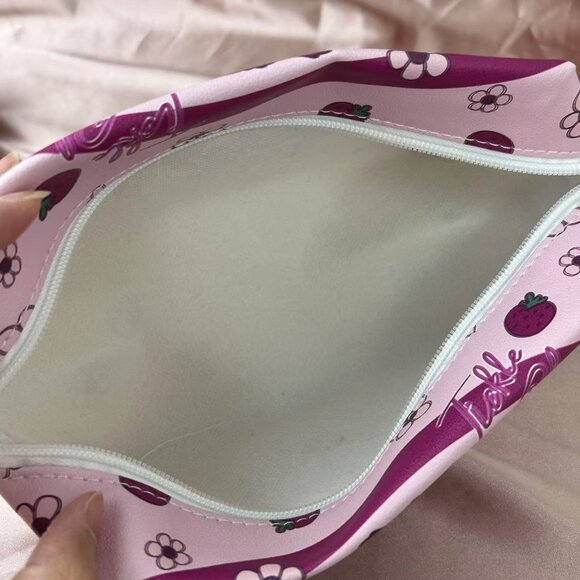 472 Lots-o'-Huggin' Bear Portable Handheld Organizer Cosmetic Bag - Picture 6 of 7